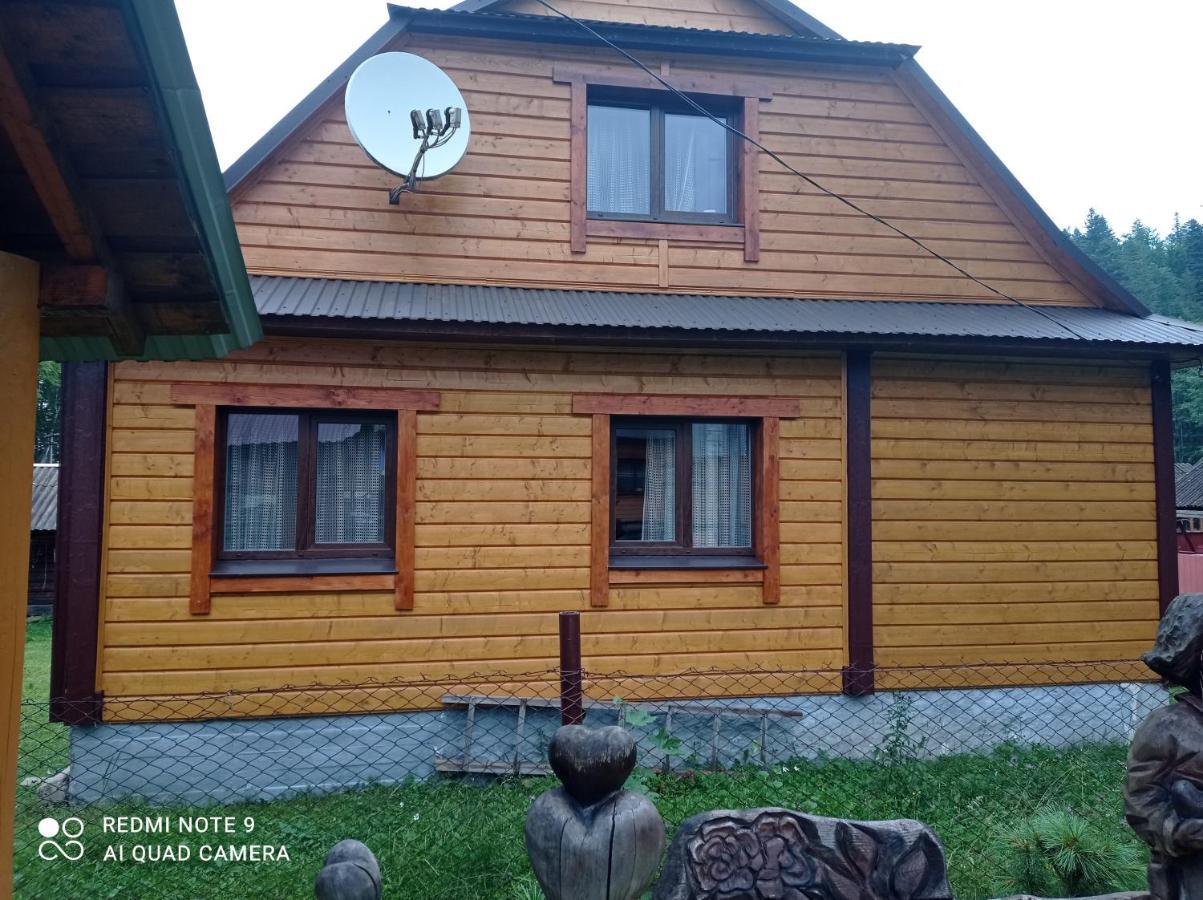 Садиба Брусний Mykulychyn Eksteriør billede